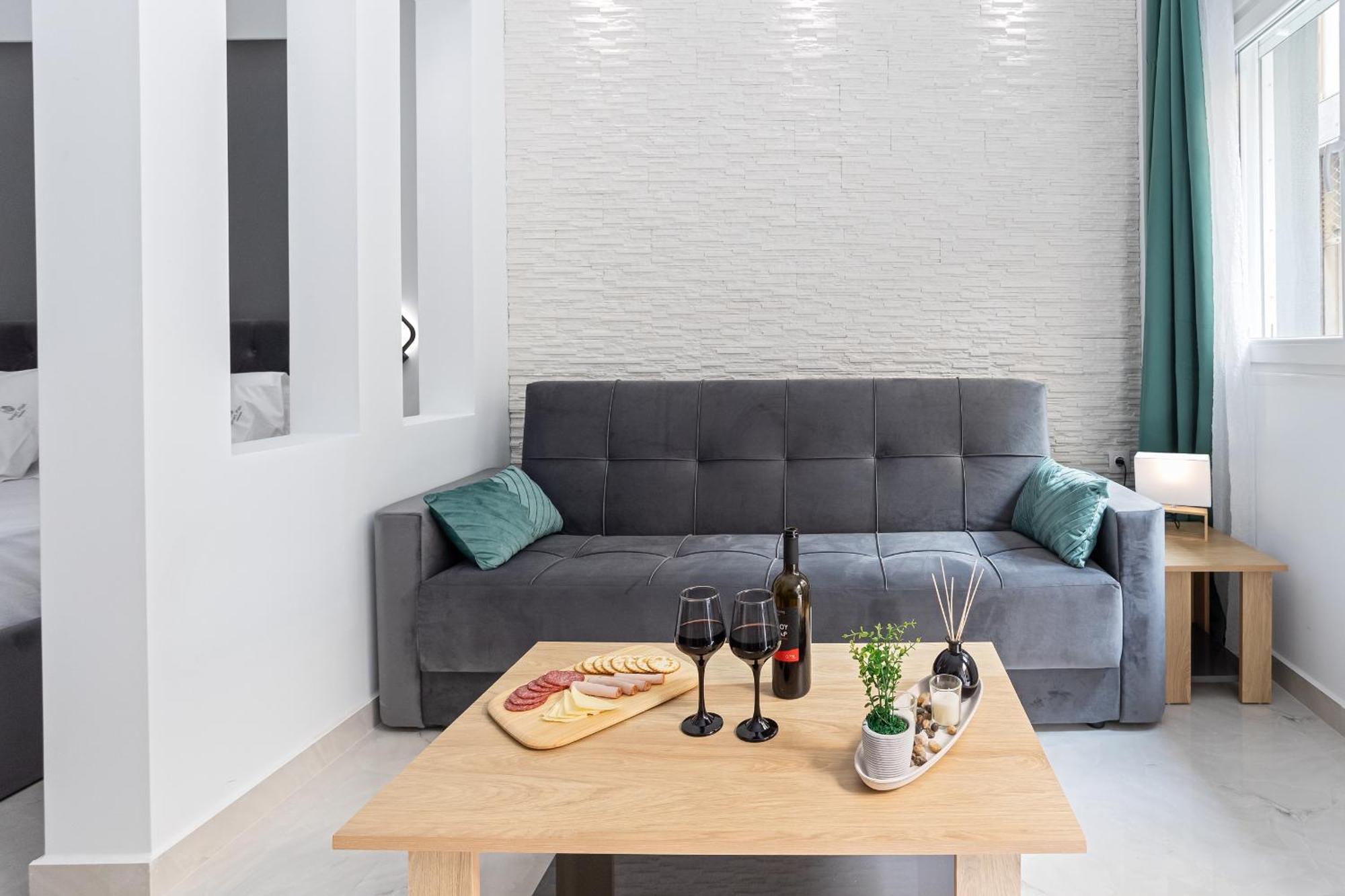 New Luxury Apartment In Downtown テッサロニキ エクステリア 写真