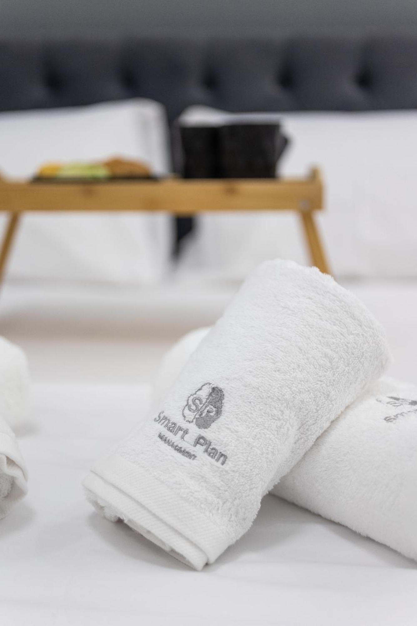 New Luxury Apartment In Downtown テッサロニキ エクステリア 写真