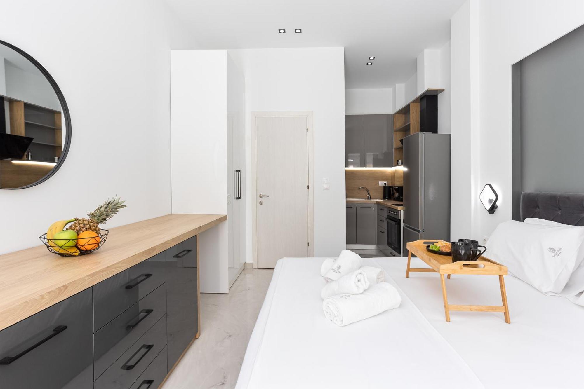 New Luxury Apartment In Downtown テッサロニキ エクステリア 写真